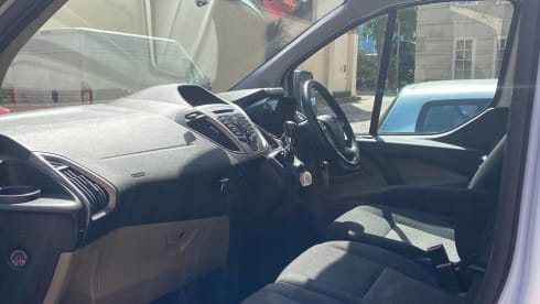 Belinda – Fun, simple to use van perfect for back to basics adventures. 
