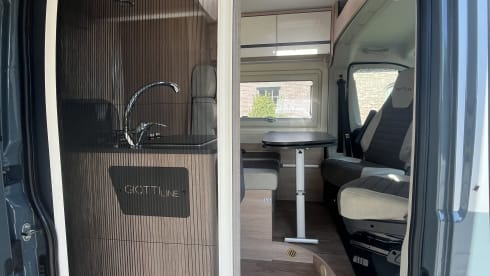 4p Giottiline from 2025 with air conditioning in living area 