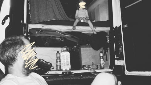 ons busje – 2p Ford bus uit 2015