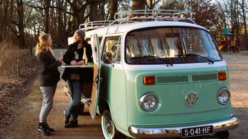 Lientje – Volkswagen T2 bus from 1990