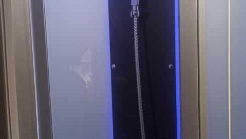 Camping Car 5 places   tout pour vous evader