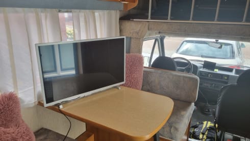Ons oude trouwe campertje – 4p Elnagh alcove from 1993