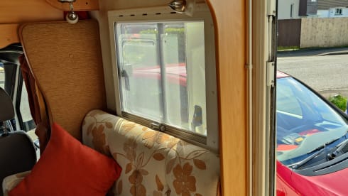 Vincent  – 6 berth chausson motorhome 