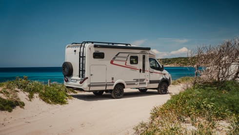 Beyond Roads – 2p Hymer semi-intégré à partir de 2026