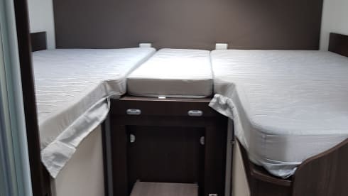 4pers. Benimar Tessoro 463 semi-integrated from 2021