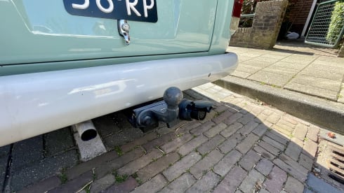 Pistache – Classic VW T2 Panorama bus