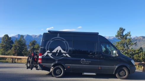 Mercedes Open Road adventure –     ADVENTURE BUSCAMPER automatic EXTRA LONG BED 165hp 