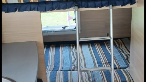 Super Camper voor het hele gezin – Équipe de roller 6p Alcove de 2006