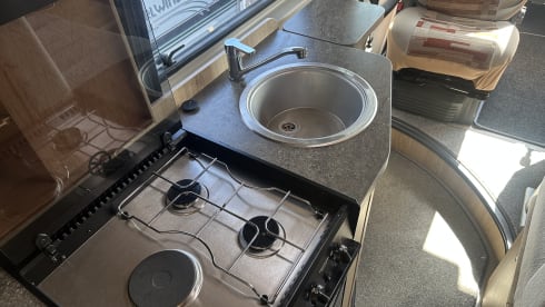 Elddis Autoquest CV40, 3 berth, 2019, loads of extras