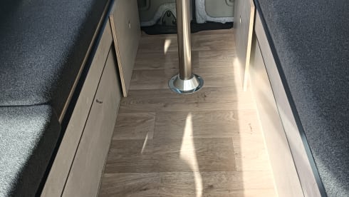2p Renault bus uit 2010