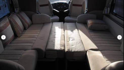 The Tardis – 2 berth Coachbuilt motorhome - Pets Welcome