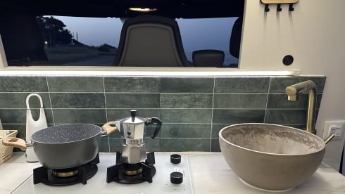 Abbi  – GUIDO II - home luxury van