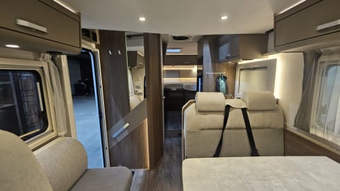 Nr. 7 Carado T448 – Very luxurious family camper, new from 2025 and fully equipped.