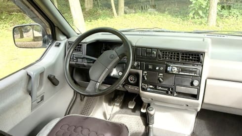 WEST – Westfalia Volkswagen T4
