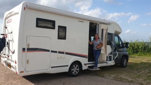 Beautiful luxury family camper Challenger Prium XG with powerful engine