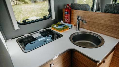 H7 – Fiat Dethleffs Just 90 Ideal family van or 2 couples