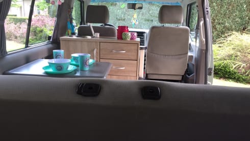 Mandala - Cozy and robust VW T4 multivan with lifting roof
