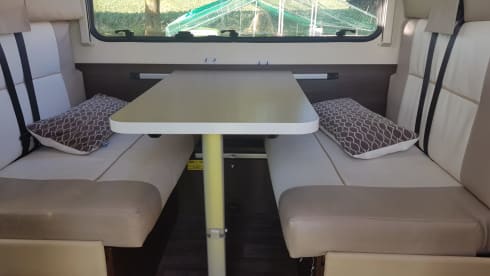 Ford Zefiro 675 – 6 berth with 6 belted seats - Motorhome in Essex