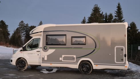 4p Chausson semi-integrated uit 2025