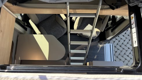 ADRIA Twin 640SLB Supreme AUTOMATIC