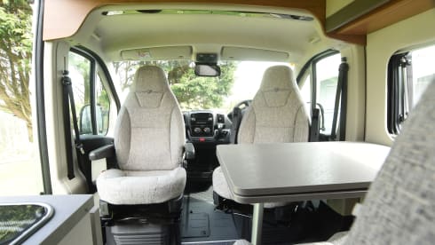 Acer – Delux Campervan with toilet/shower. Sleeps 4 travels 4