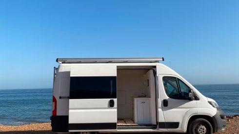 The sunchaser – Peugeot boxer 2018 OFF-GRID