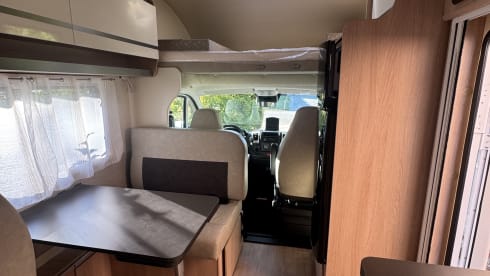 Stories_on_wheels – 6p Giottiline alcove uit 2024