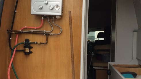 Family Friendly Off Grid Campervan (sleeps 5)