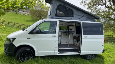 Tour Bus – 4 berth Volkswagen campervan from 2017