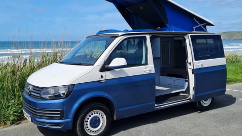 Cosmo – Volkswagen Camper. 2015 T6