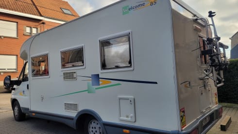 4p Chausson integrated uit 2005