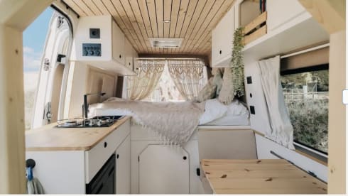 Big Bill – 2p Mercedes-Benz bus uit 2025