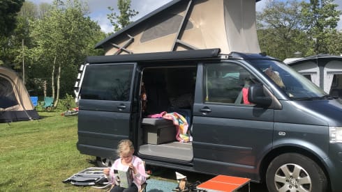 California  – 4p Volkswagen Bus camper, our dream camper