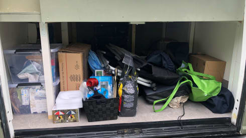 Jacky – Hip and fully equipped camper bus!