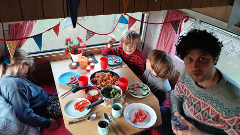 Tijdelijk onbruikbaar: Lady in Red – Nostalgic on the road