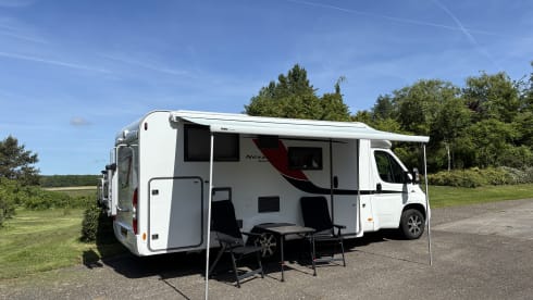 Bürstner 2015 luxe 3 personnes + très complet