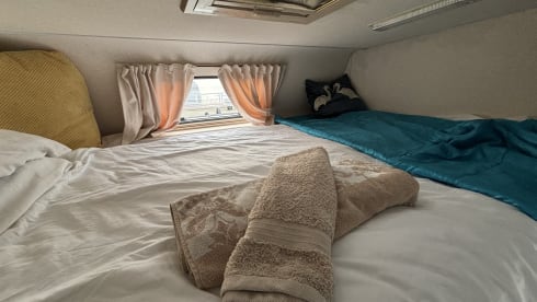 Kit – Fully loaded low mileage all-terrain motorhome