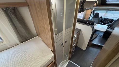 2P Adria Matrix 670SL