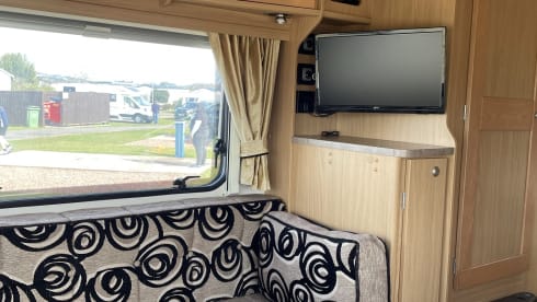 Greer – 6 berth Autoquest 180 Prestige, 2011