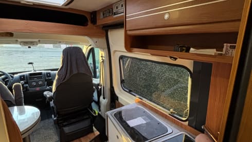 Lili & Otto – Campervan 2p