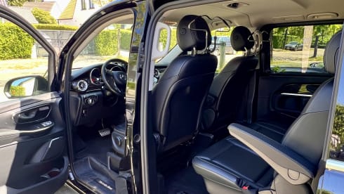 The VANtastic V – 4p Mercedes-Benz rooftop from 2019