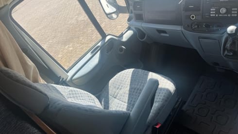 6 berth ford rimor koala
