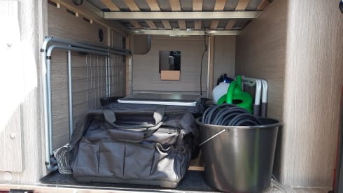 Amazone – Charming 2 person Citroen Jumper Bus camper