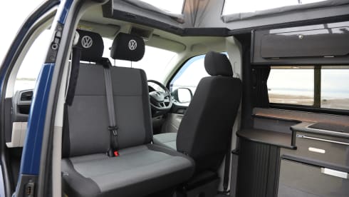 Babs – 4 berth Volkswagen campervan from 2019