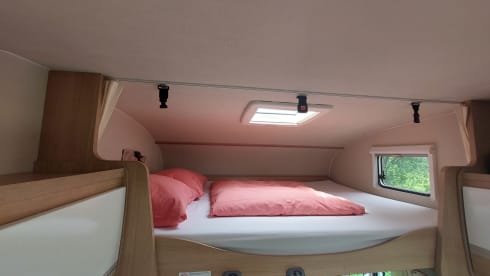Sunlight A72 – Ideal spacious and neat alcove family camper.