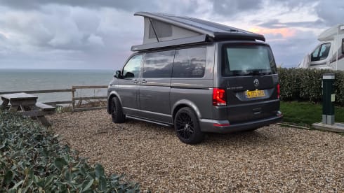 Little Trail Collective – 4-persoons Volkswagen camperbus uit 2024