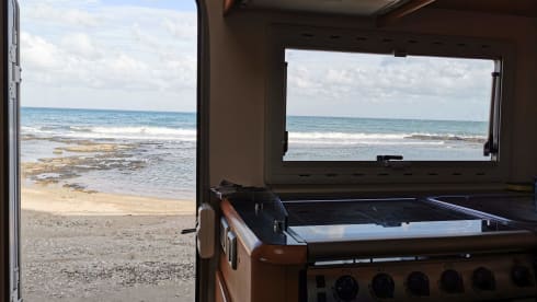 Mizar – Large camper with 2 double beds to travel all over Sardinia