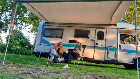 Spacious hip retro 4p Fiat Ducato 280 camper from 1990