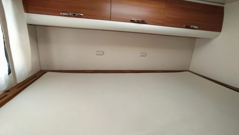 Adria Sport 6 p. ONE WAY Tour Spain and Netherlands possible