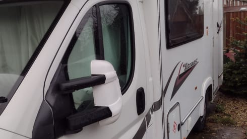 Beck's  – 4 berth Peugeot elddis auto quest 